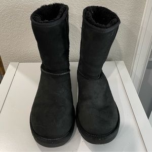 Authentic Ugg Short Boots
